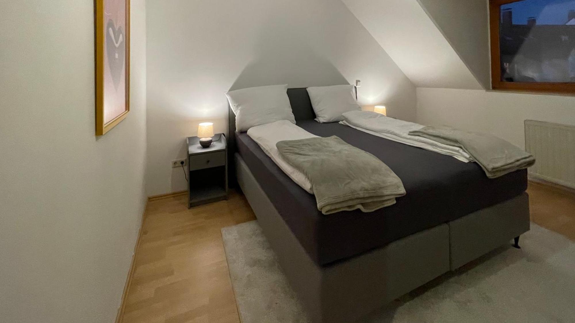 Lofty Luna, Dein Feinzeit Apartment Bamberg Exteriör bild
