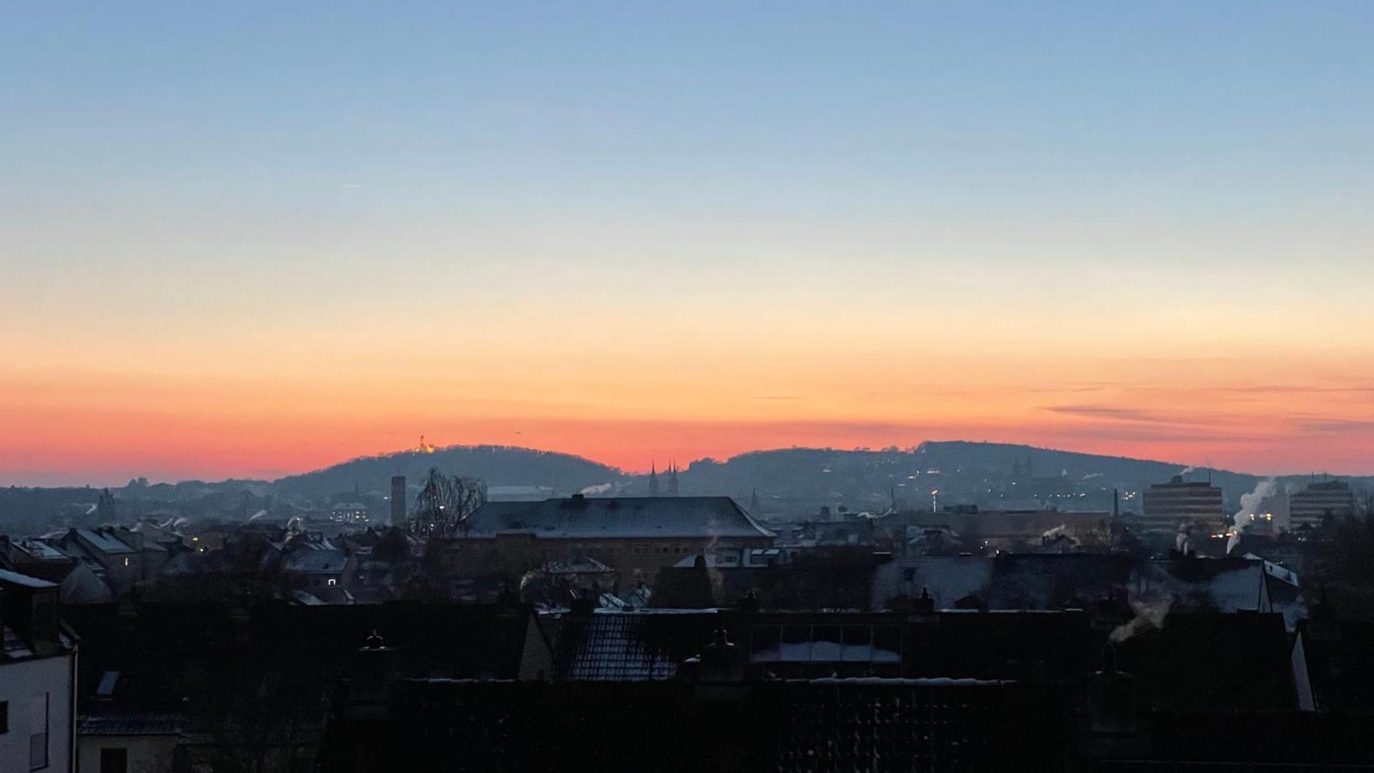 Lofty Luna, Dein Feinzeit Apartment Bamberg Exteriör bild